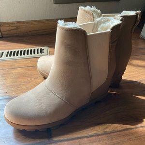 EUC Sorel Joan of Arctic Wedge II Chelsea Lux Boot